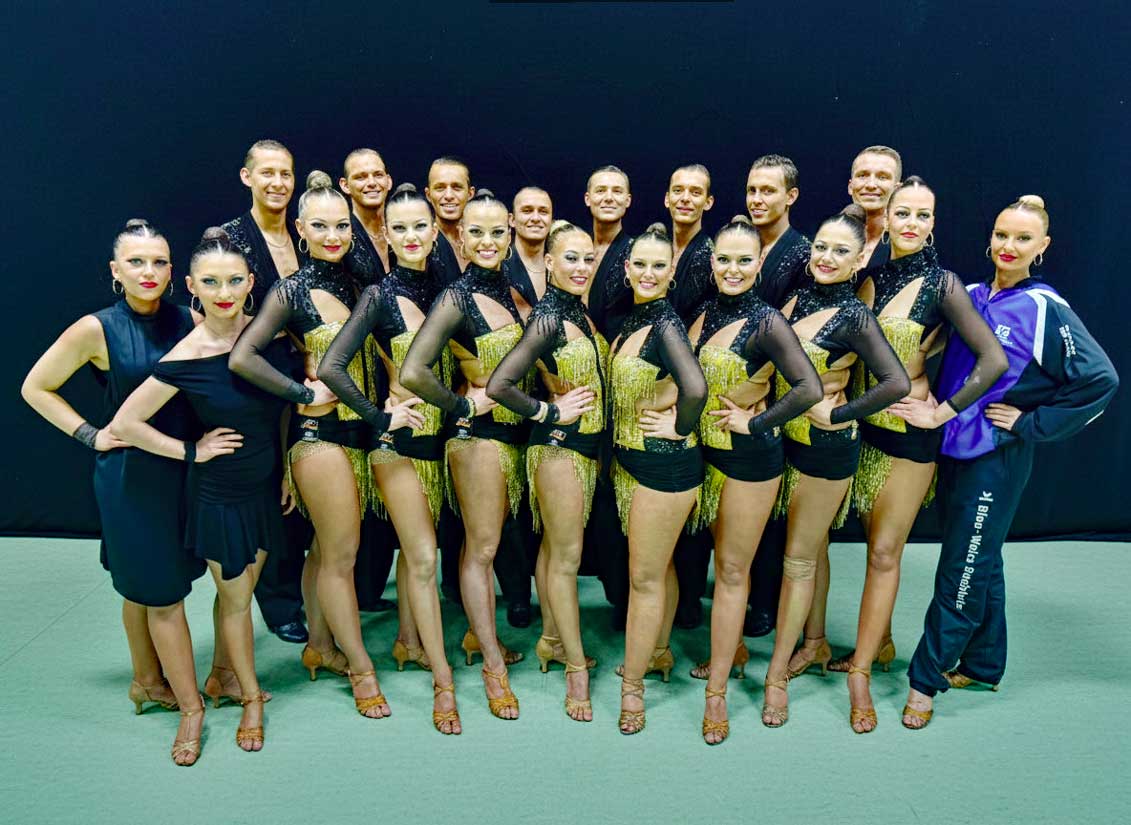 b_team2026_on_the_floor